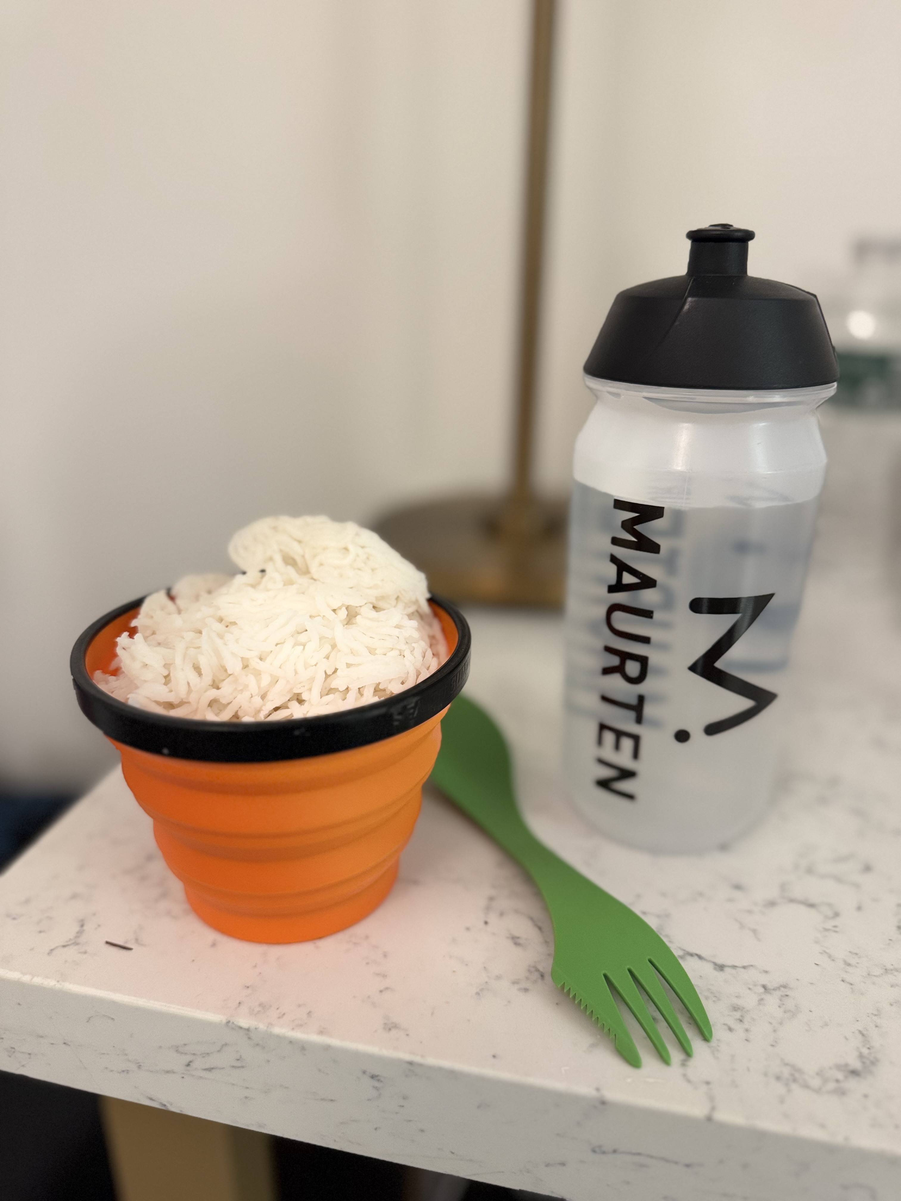 Pre marathon meal of white rice and Maurten energy drink